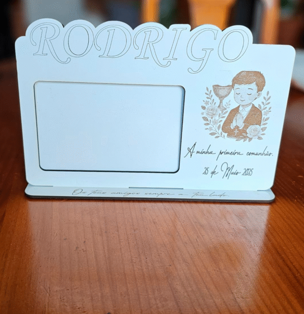 Porta-retratos branco personalizado com nome 