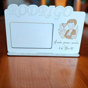 Porta-retratos branco personalizado com nome 